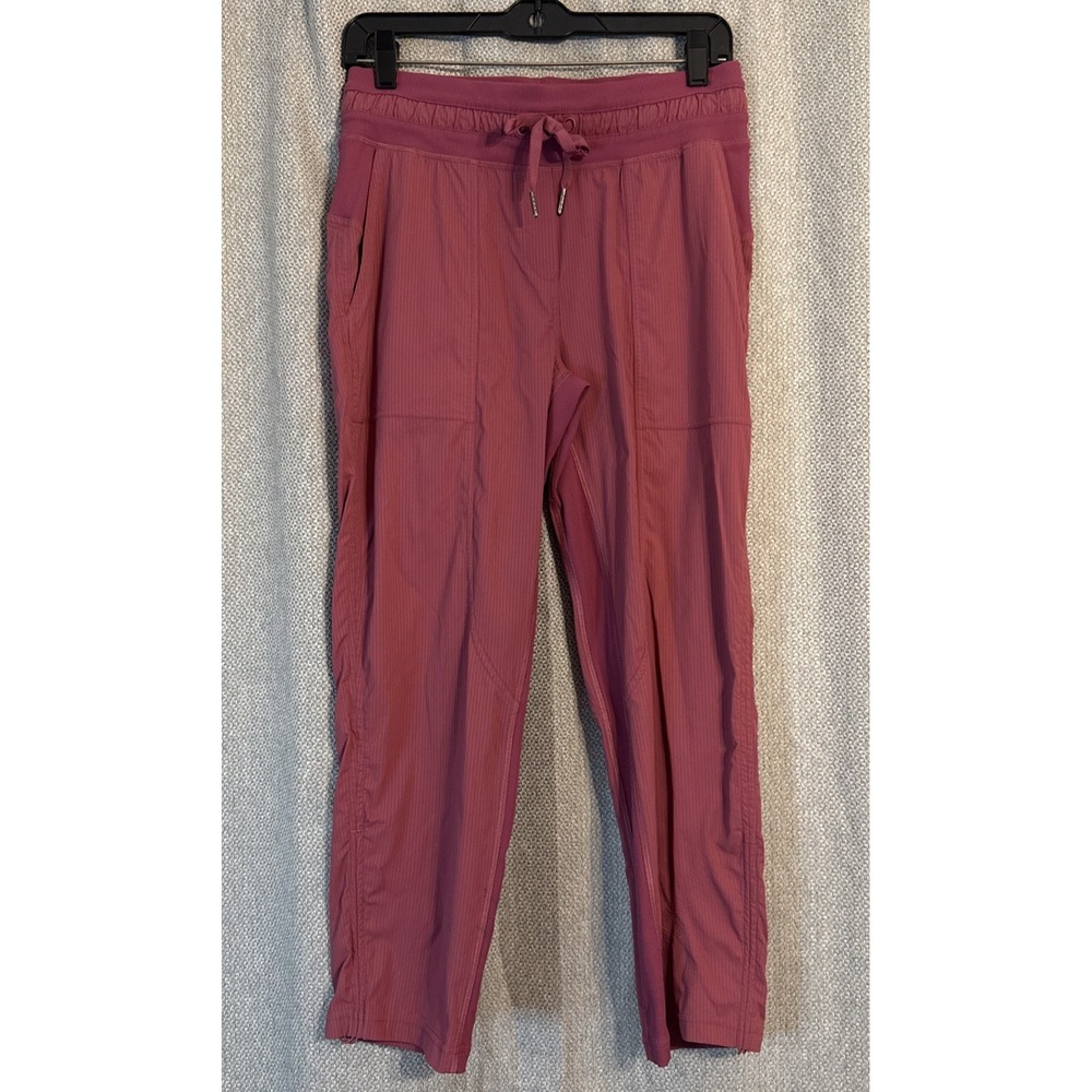 Lululemon Dance Studio Pants Women's Size 6 Mid Rise Sakura Pink Cropped Marks